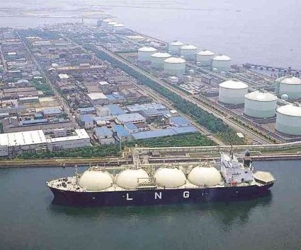LNG Liquefaction and Purification Processes